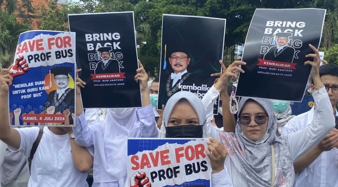 Buntut Kesewenang-wenangan Rektor Unair, Civitas Akademika FK Unair: Save Prof Bus