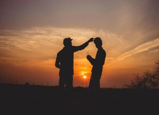 Sore Berbagi Senja