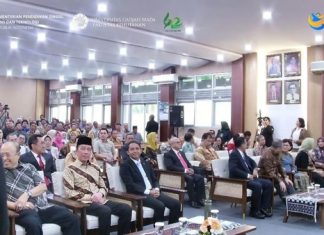 Babak Baru Ijazah Jokowi, Bukannya Tunjukkan Ijazah Asli Malah Reunian